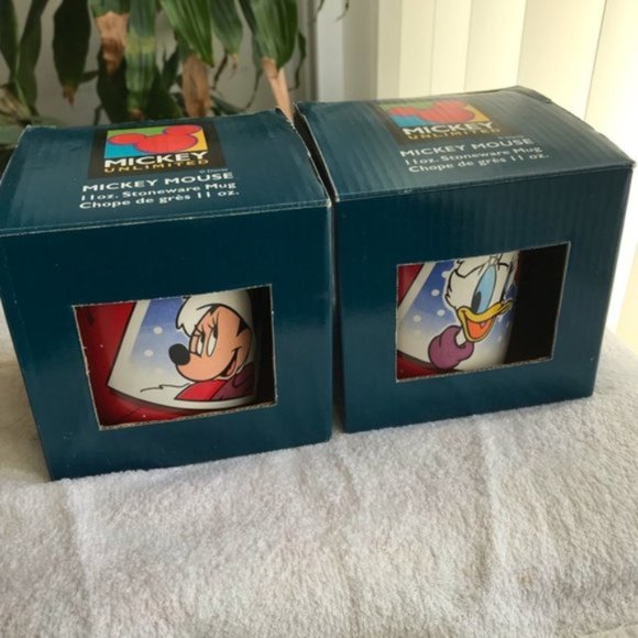 Bundle New Minnie Mouse Daisy Duck mugs Christmas vintage box Danawares - Picture 2 of 5